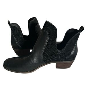 Lucky Brand Belgon Black Ankle Bootie Size 9